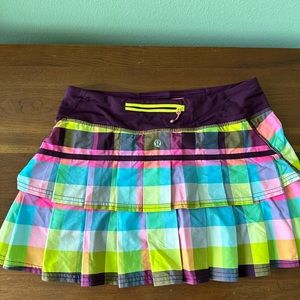 Size 6 Lululemon tennis skort